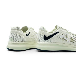 Nike × Stussy Air Max 2013